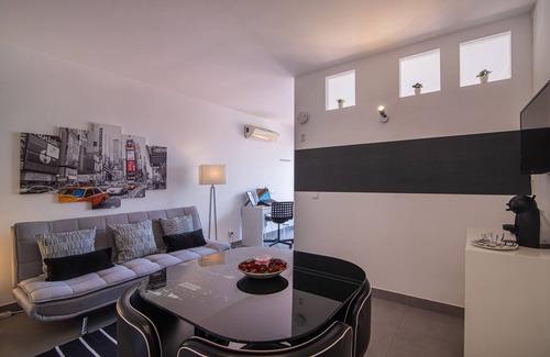 Vilamoura Apartment | SUITE ON 7TH EXCELLENT BALCONY WITH THE BEST VIEW IN TOWN - 1Br
