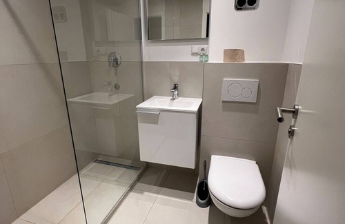 Obergiesing Apartment | Suite One Living 1