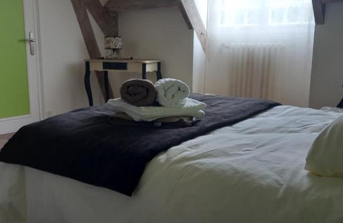 Bergerac House | Suite privée dans spacieuse maison du Périgord, avec piscine