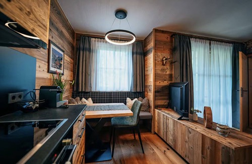 Scharnitz Apartment | Suite Reh at the gate to the Karwendel