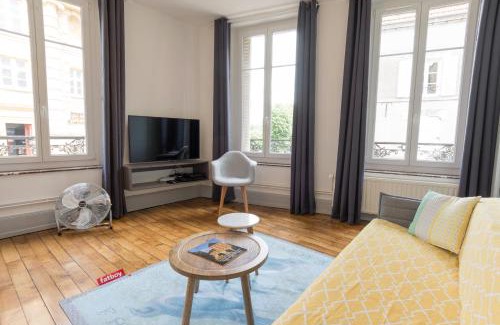 Charleville-Mezieres Apartment | Suite Rimbaud