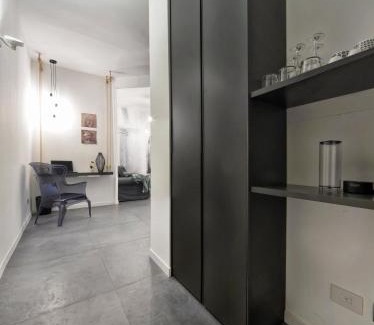 Voghera Apartment | Suite Vogue Sforza