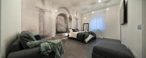 Voghera Apartment | Suite Vogue Sforza