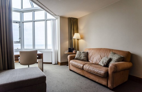 Zandvoort Apartment | Suite with stunning sea view