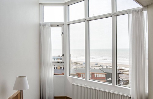 Zandvoort Apartment | Suite with stunning sea view