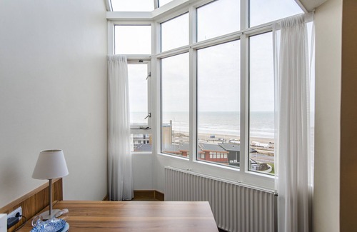 Zandvoort Apartment | Suite with stunning sea view