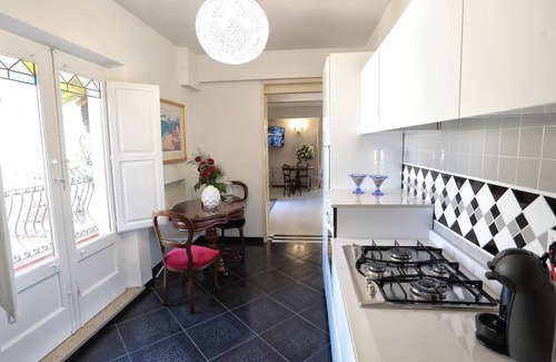 Taormina City Centre Villa | Suite with Terrace in Taormina Center.