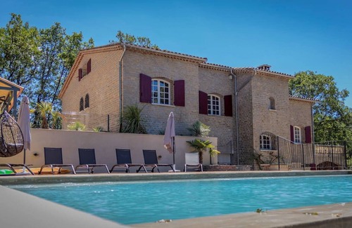 Saint-Jean-du-Pin House | Suite with whirlpool bath in the heart of the Cevennes mountains