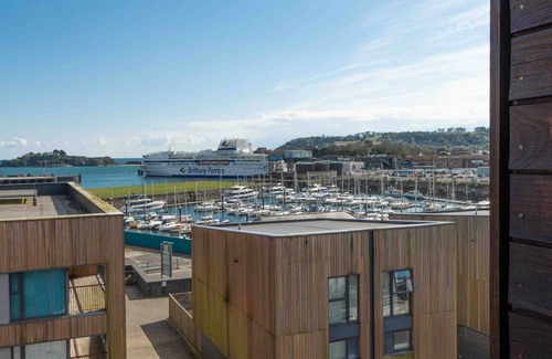 Plymouth Apartment | Suite115@Milbay Luxury Signature