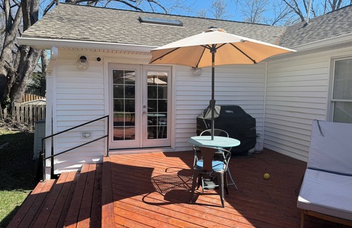 West Hyattsville Apartment | Suite44 - Large Sunny 1-BR Suite w/Backyard+Patio