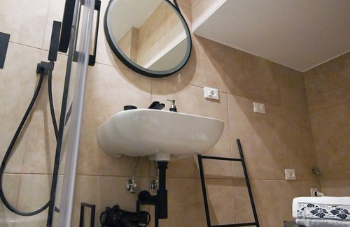 Troia Bed & Breakfast | Suitehome B&B with bath