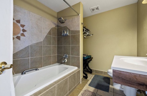 Hot Springs Hotel | Suites at The Red Rock Vacation rentals