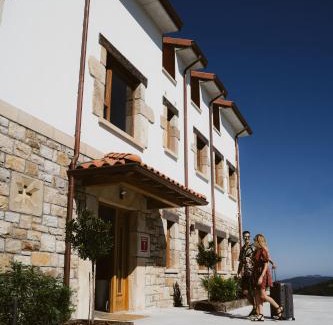 Rasines Apartment | Suites Ecojebar