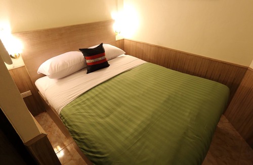 Bangkok Central Business District House | Sukhumvit 20 Guest House