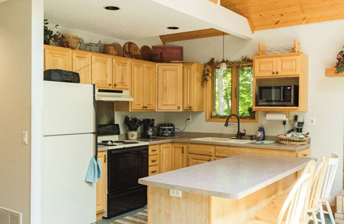 Aitkin Ski Chalet | Sullivan Lake Chalet - Free Pontoon included