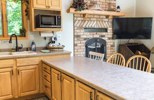 Aitkin Ski Chalet | Sullivan Lake Chalet - Free Pontoon included