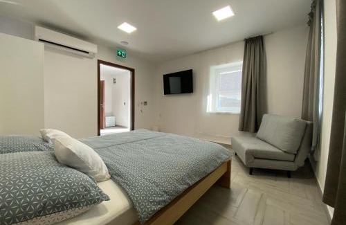 Tiszaorveny Apartment | Sulyom Panzió