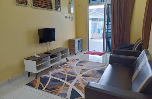 Bandar Penawar House | Sumayyah Homestay Desaru Bandar Penawar