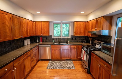 Harbert House | Summer 25 Open! Pool, Hot Tub, HUGE Game Room, short walk to Beach!