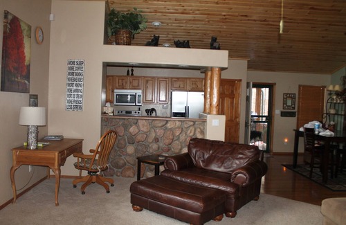 Overgaard Cabin | Summer and Winter Get Away (Bain Trail)