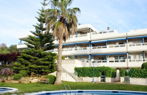 Tamarit Apartment | Summer apartment with pool