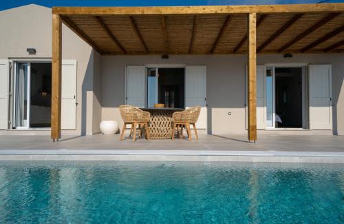 Tzamarelata Villa | Summer Breeze Villa