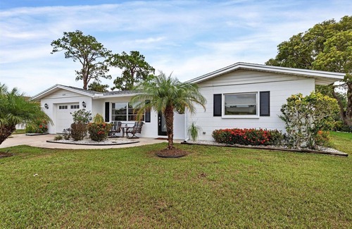 Clintwood Acres House | Summer dates now available 2 bed/2bath home minutes from the beach!