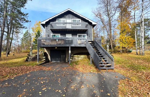 Tower Cabin | Summer discounts! Rustic Meets Modern, Cabin on Lake Vermillion! Sleeps up to 8