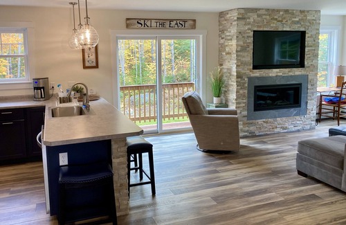 Carrabassett Valley House | Summer/Fall bookings open. 3 night minimum. 35% discount for 7 or more days.