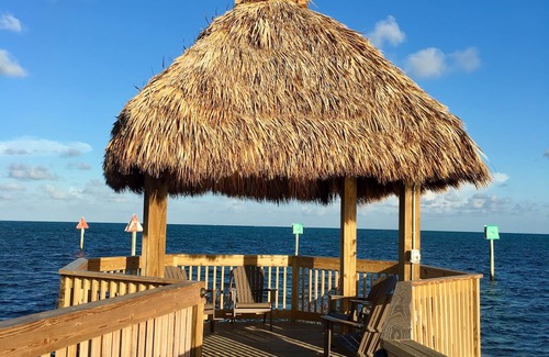 Tavernier Condo | Summer Fun Awaits! Clean and Cozy w TOP FLOOR VIEWS.Your Home Away From Home!