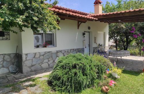 Sozopolis House | Summer House 150m from the beach for 5 persons.