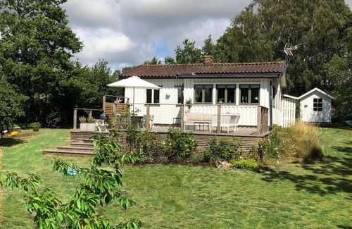 Lervik Cottage | Summer house in Ängelsbäckstrand