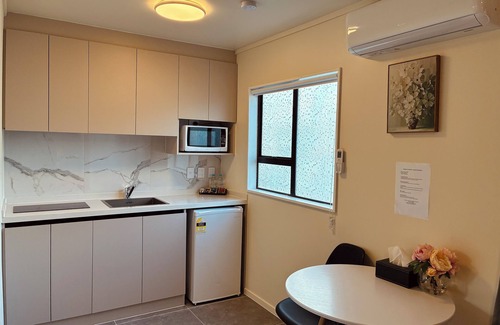 Orewa Hotel | Summer Inn Motel