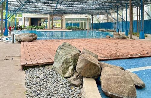 Ugong Apartment | Summer Pod Studio Basketball, Pool, Board Games