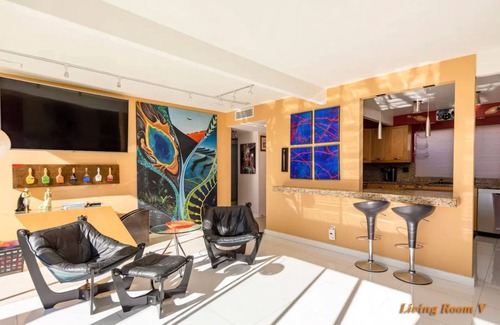 Racquet Club Estates Condo | "SUMMER" PRICING JUN-SEP - 70.00 per night-30 day min