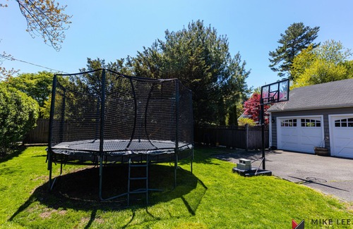 Fairfield House | Summer Rental: 4 Car Garage 1/4 mile to town of Fairfeild Center