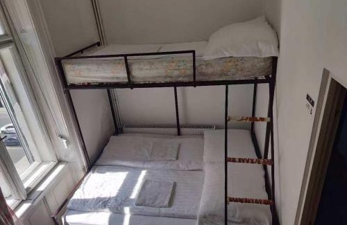 Pusztavacs Apartment | Summer room-1 bedroom privite use Center apartment