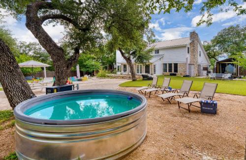 West Oak Hill House | Summer Sale El Dorado Estate Private 2-Acre Escape with Pool Guest Suites Firepit Playset Guest Suites