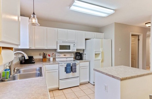 San Antonio House | Summer specials! Shotgun Drive, San Antonio