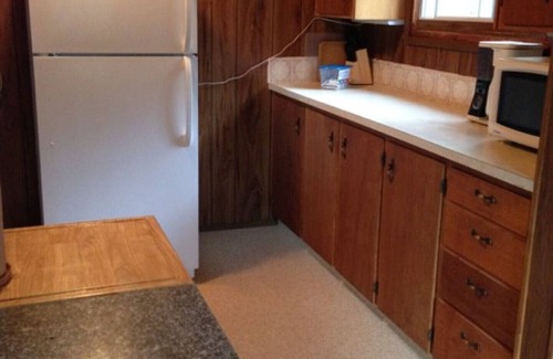 Gull Lake Cottage | Summer Village of Gull Lake (Lakefront) - Nestle Inn