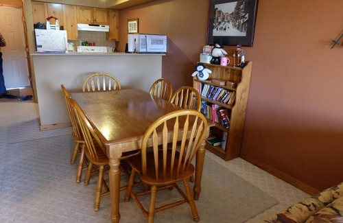 Silver Star Mountain Apartment | Summer Wind