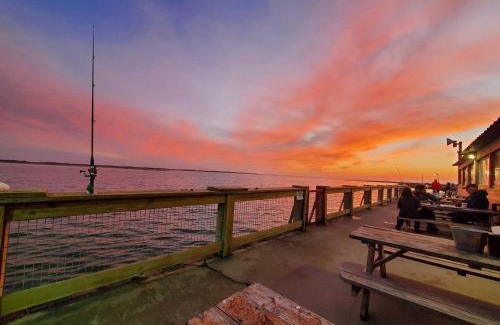 Port Lavaca House | Summertime Is Here! Fishing, Kayaks, Beach, Bbq