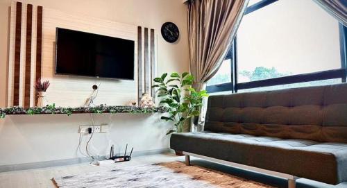 Downtown Kota Kinabalu House | SUMMERWALK JQ near JESSELTON POINT KOTA KINABALU 寓夏天之旅