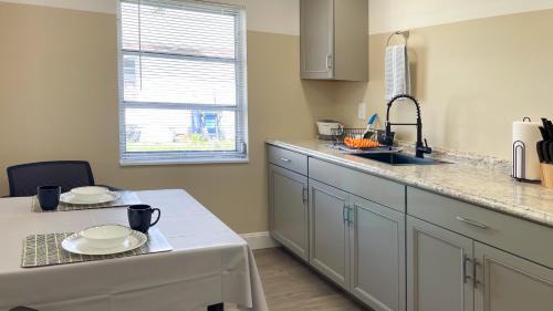 Iona House | Summerwind Studios