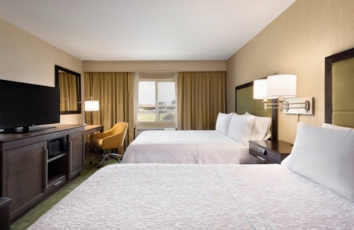 Gillette Hotel | Summit Suites