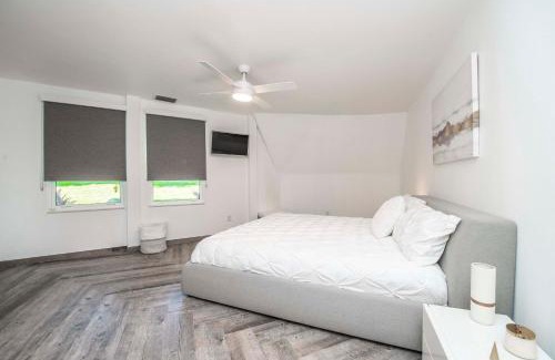Clermont House | Sumner Lake House 3B