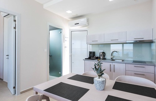 Plaka Apartment | Sun and Sea Plus Resort Hotel