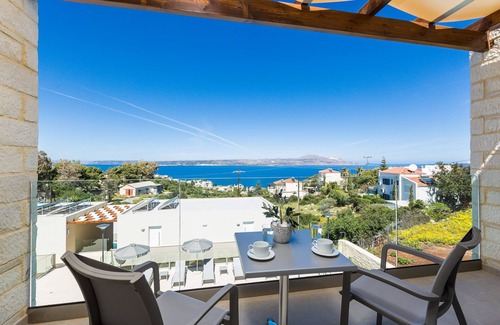 Plaka Apartment | Sun and Sea Plus Resort Hotel