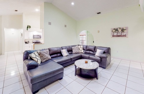 Stonehedge House | Sun Beam House | House in Tampa located in Carrollwood Village