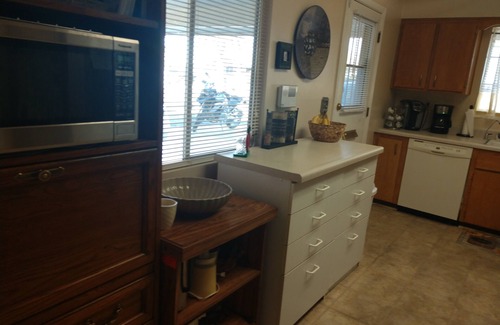 Sun City House | Sun City AZ House! Nearly 2000 Sq Feet Including Large Arizona Room And Pool